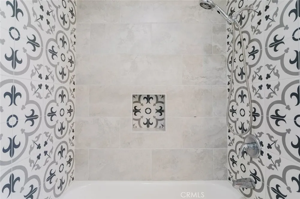 10423 Mcclemont Avenue Tujunga, CA 91042