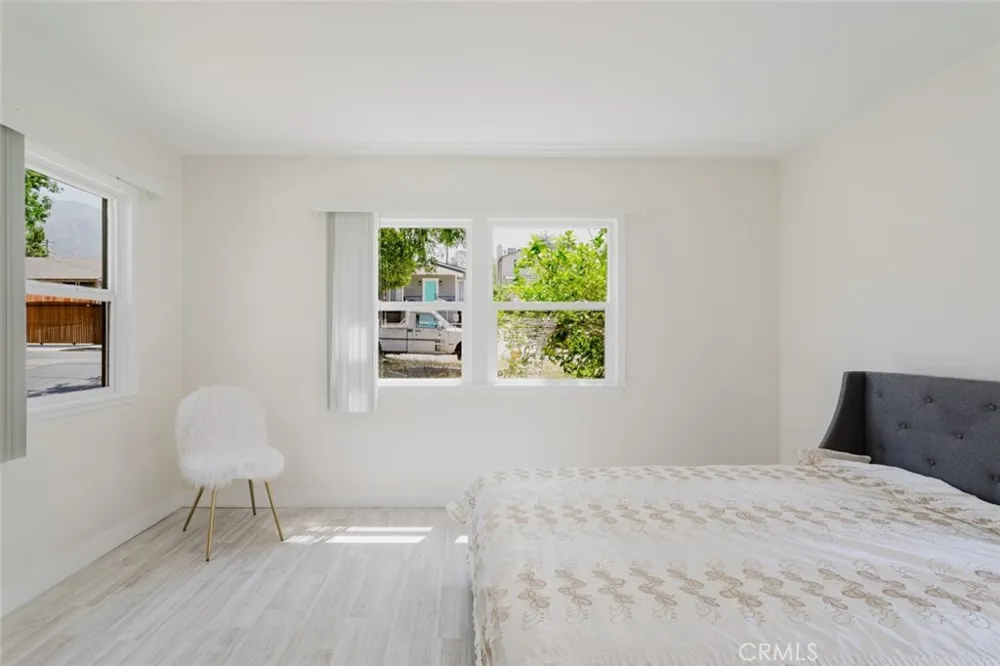 10423 Mcclemont Avenue Tujunga, CA 91042