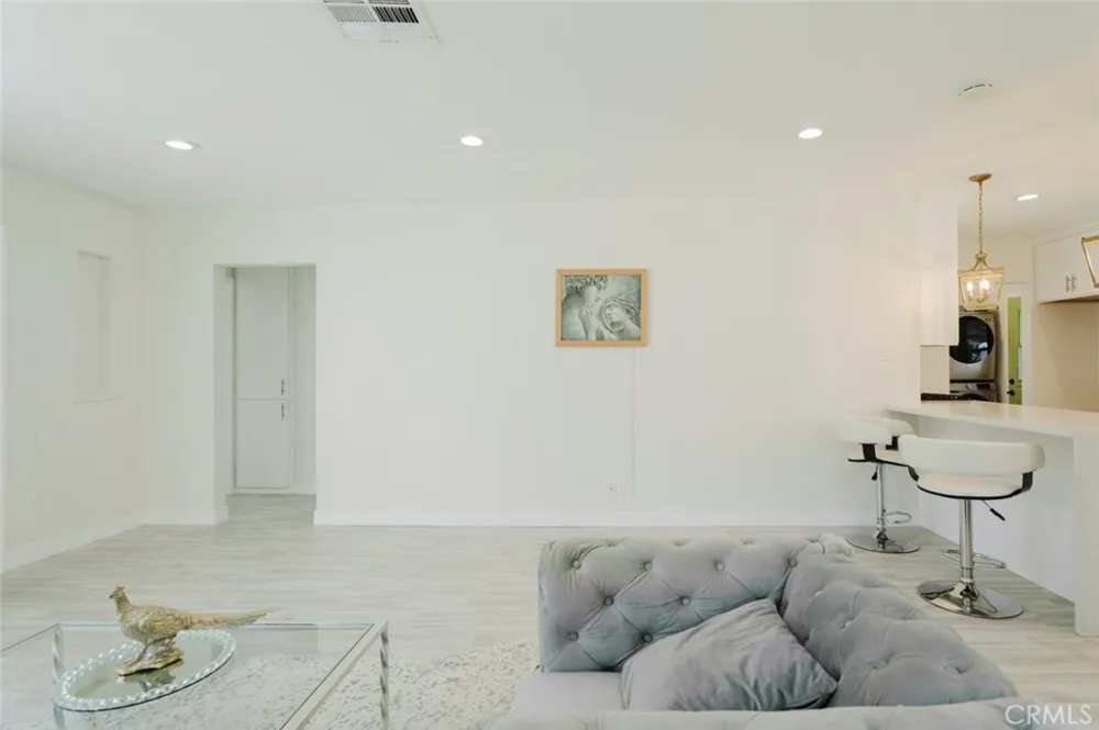 10423 Mcclemont Avenue Tujunga, CA 91042