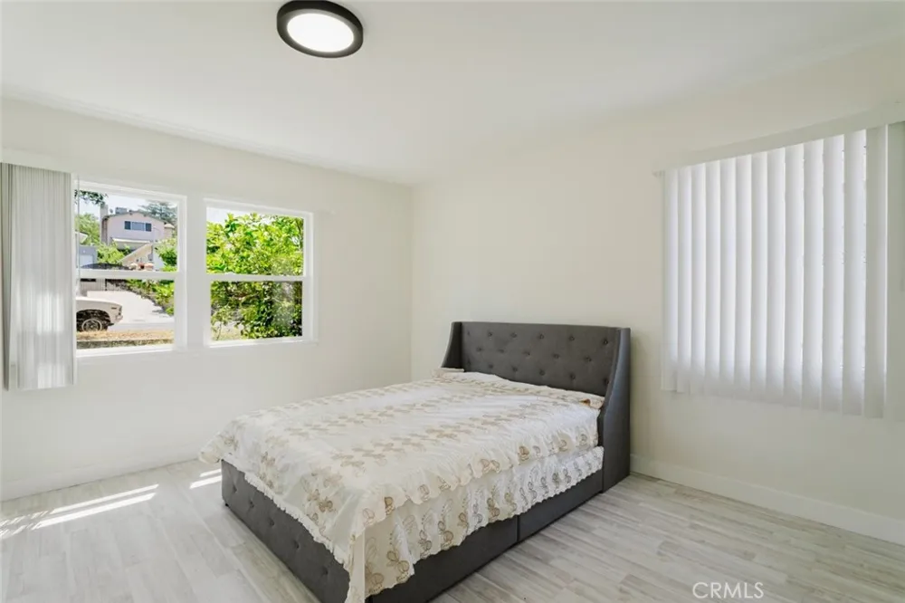 10423 Mcclemont Avenue Tujunga, CA 91042