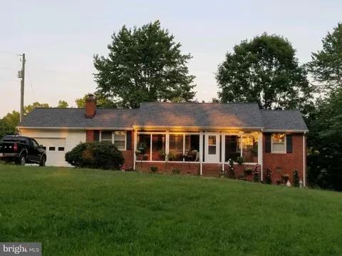 90 PARRISH LANE
