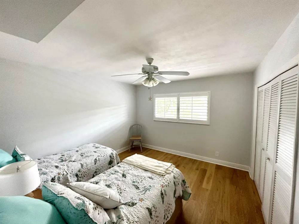 6 GARDEN STREET #204P Tequesta, FL 33469