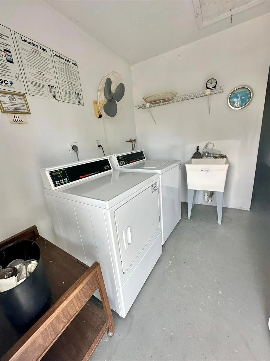6 GARDEN STREET #204P Tequesta, FL 33469