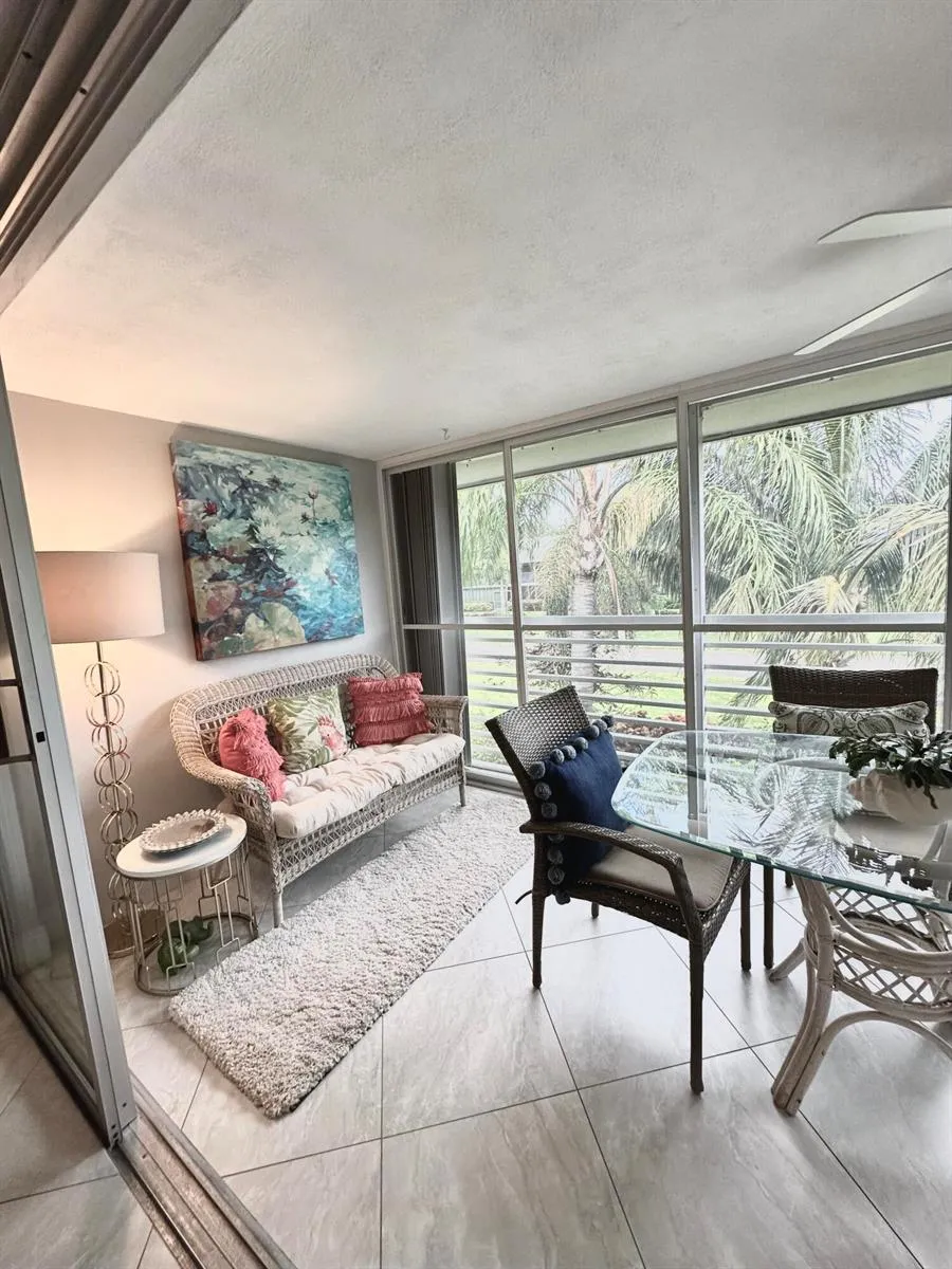6 GARDEN STREET #204P Tequesta, FL 33469