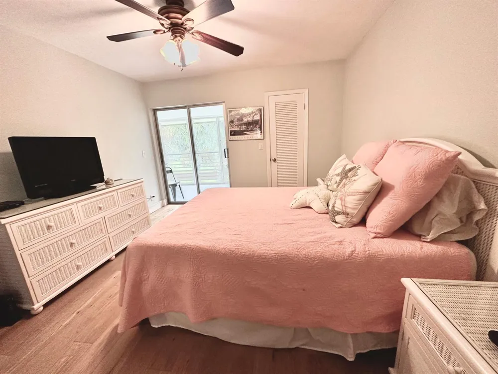 6 GARDEN STREET #204P Tequesta, FL 33469