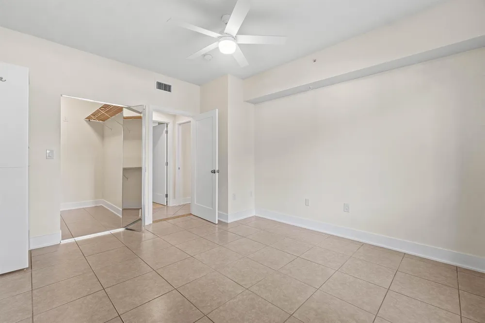 1000 Scotia Drive #102 Hypoluxo, FL 33462