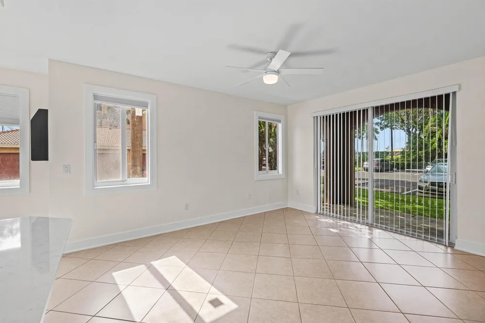 1000 Scotia Drive #102 Hypoluxo, FL 33462