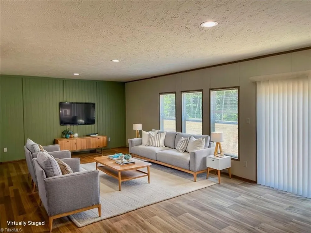 2764 Sowers Road Linwood, NC 27299
