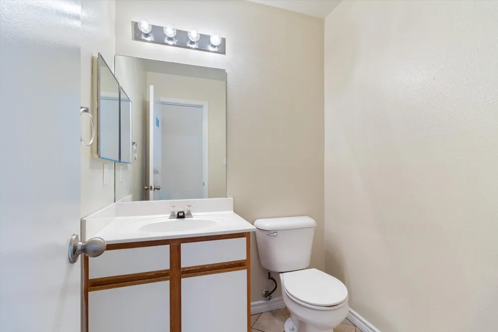 1013 Sagewood Trail #1013-1015 San Marcos, TX 78666