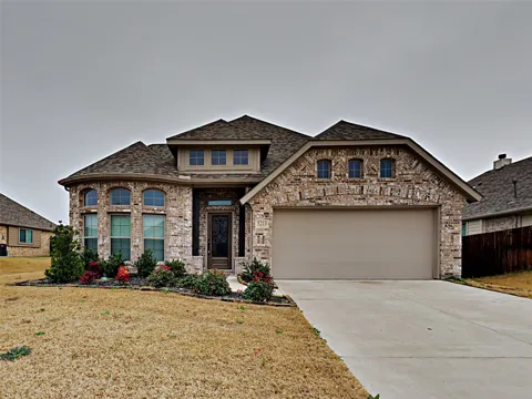 5211 Pentridge Drive