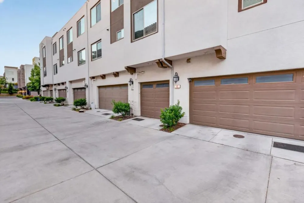 3077 Valley Of Hearts Delight Place #6 San Jose, CA 95136