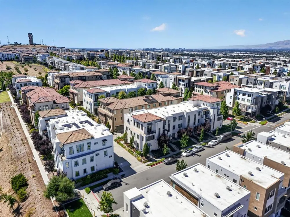 3077 Valley Of Hearts Delight Place #6 San Jose, CA 95136