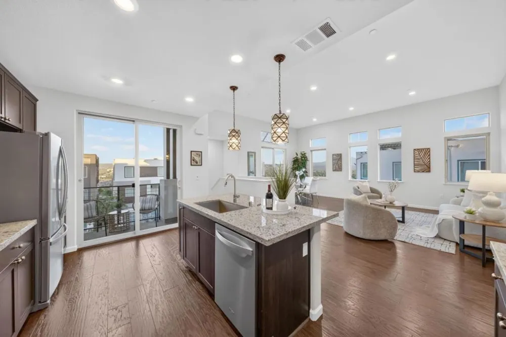 3077 Valley Of Hearts Delight Place #6 San Jose, CA 95136