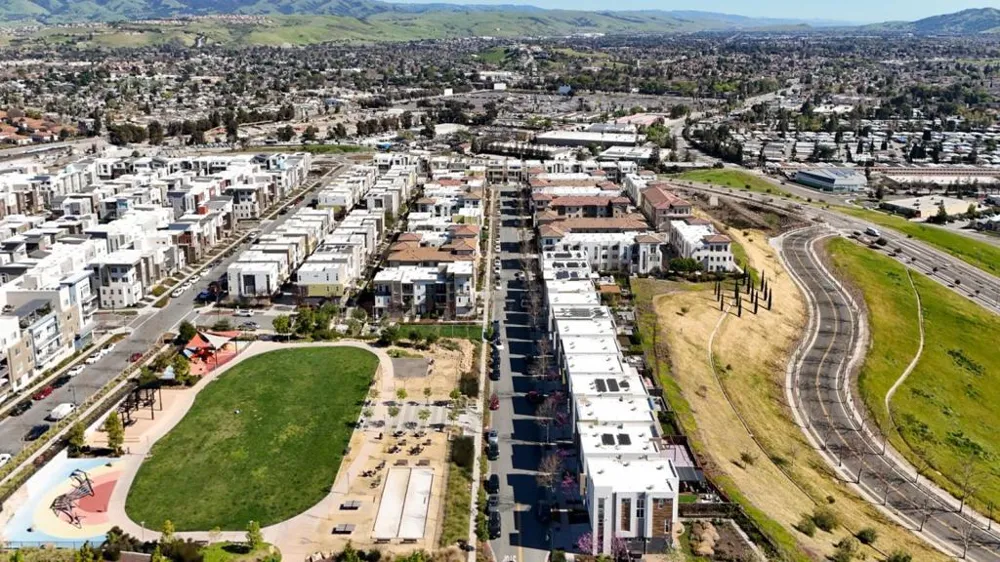 3077 Valley Of Hearts Delight Place #6 San Jose, CA 95136