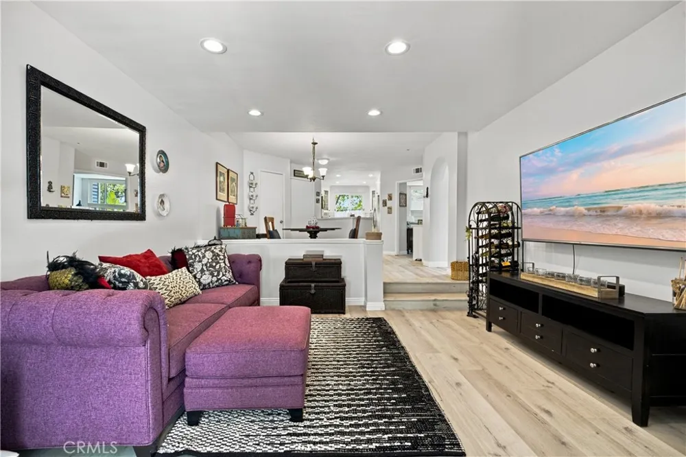 25697 Pine Creek Wilmington, CA 90744