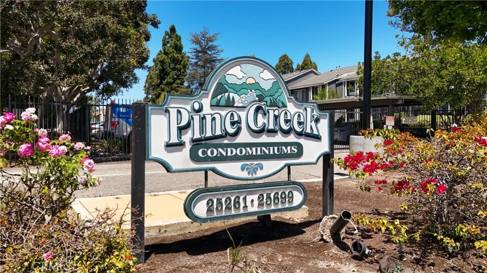 25697 Pine Creek Wilmington, CA 90744