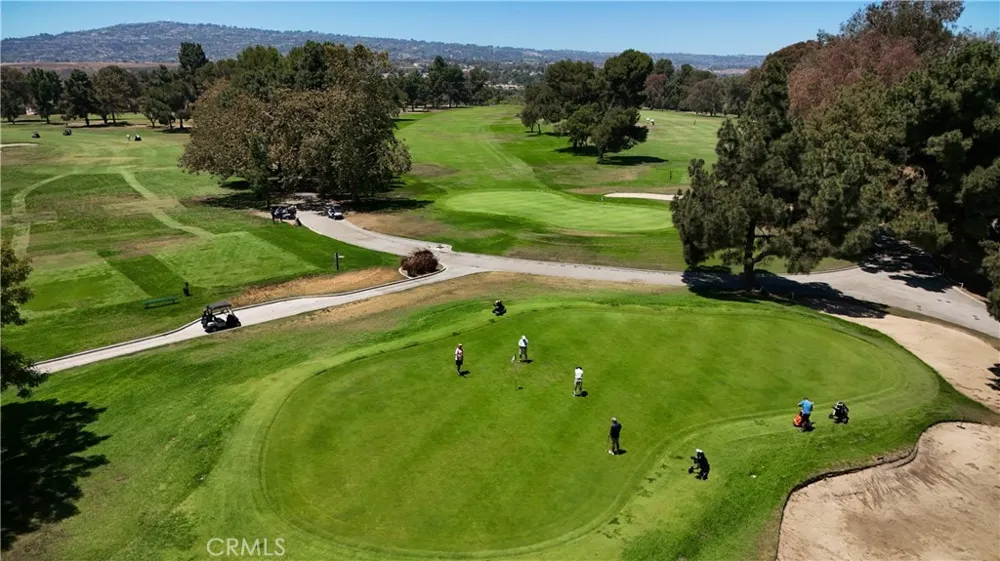 25697 Pine Creek Wilmington, CA 90744