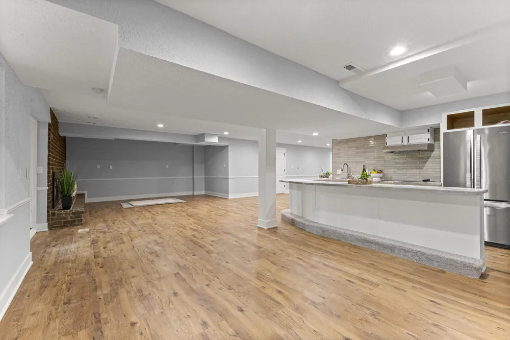 27155 Drake Road Farmington Hills, MI 48331
