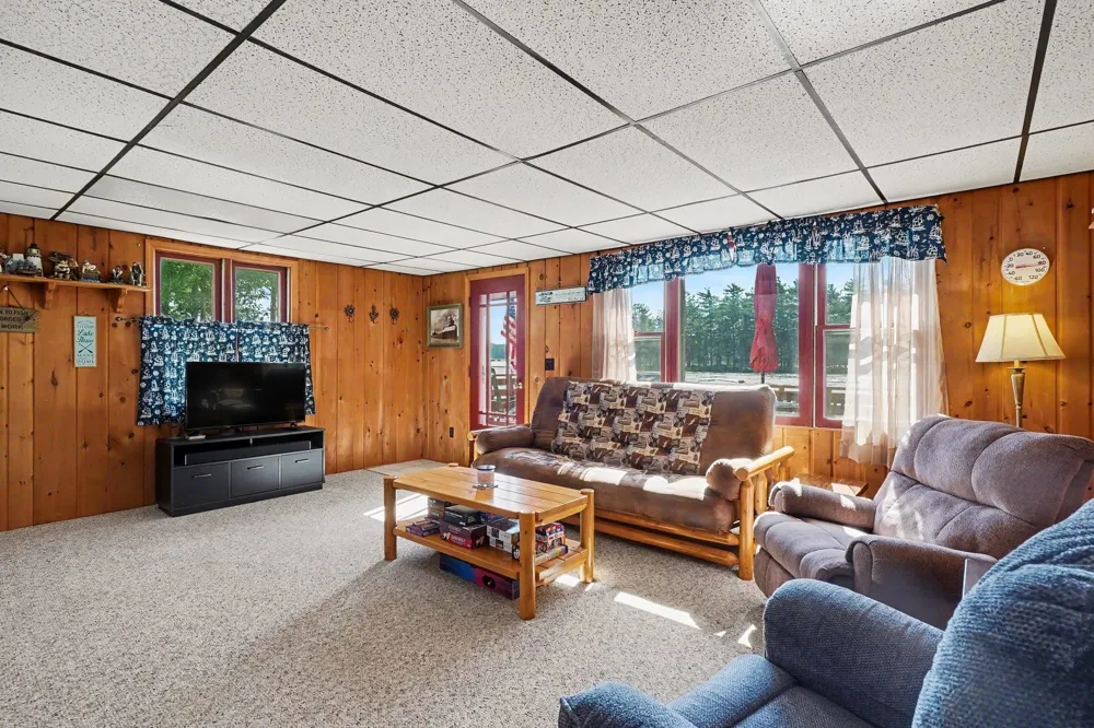 2086 Timber Trail Plainfield Township, MI 48748