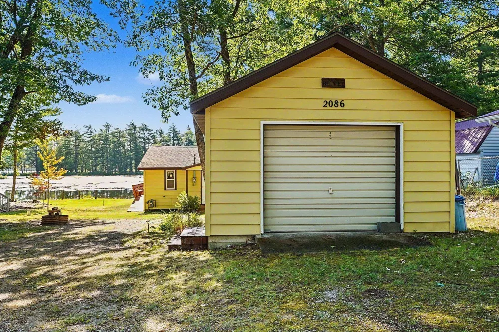 2086 Timber Trail Plainfield Township, MI 48748