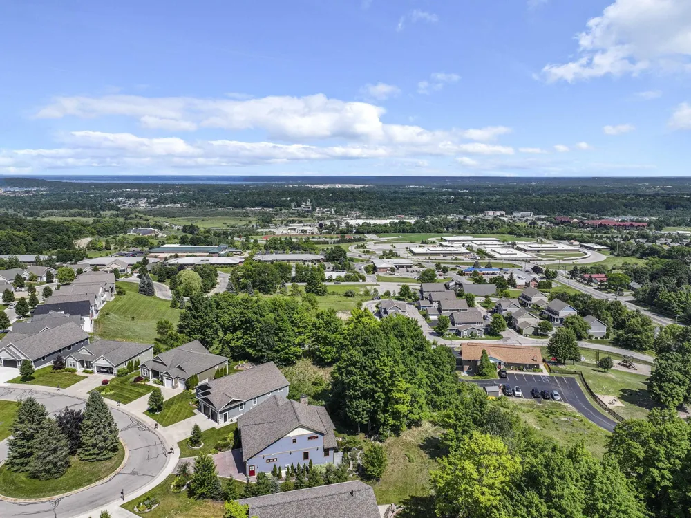 4166 Aquila Court Garfield Charter Township, MI 49684