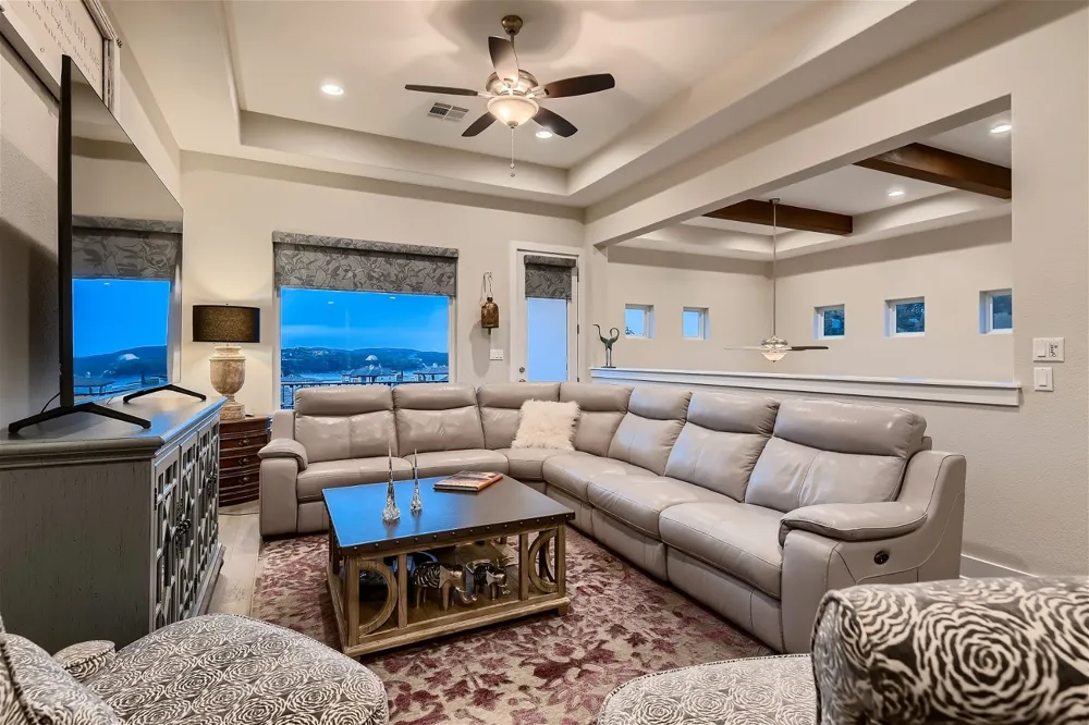 404 Marina View Way Lakeway, TX 78734