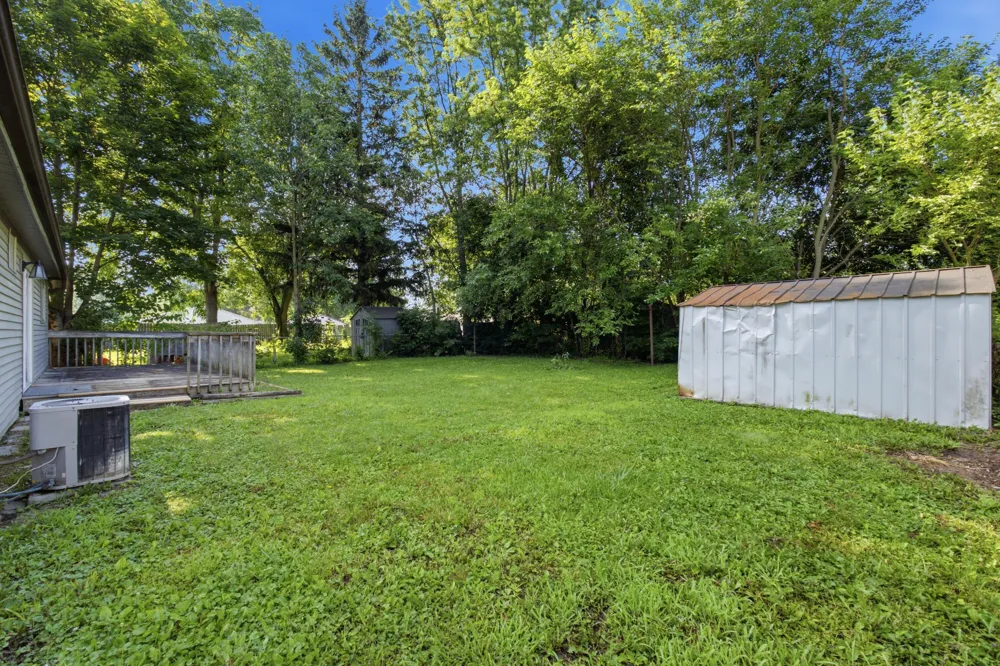 42039 Arthur Street Belleville, MI 48111