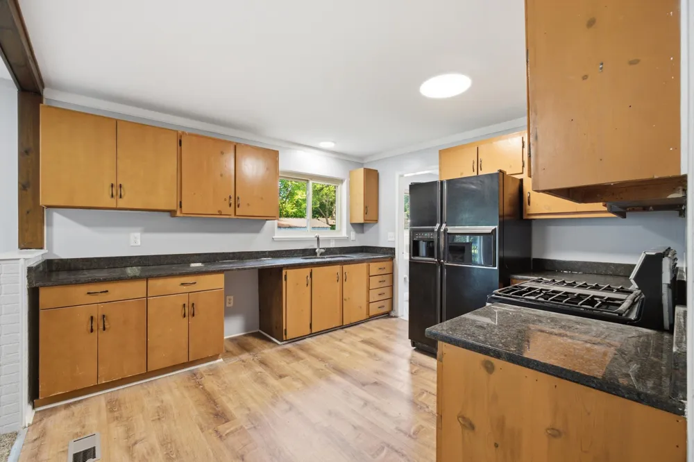 42039 Arthur Street Belleville, MI 48111