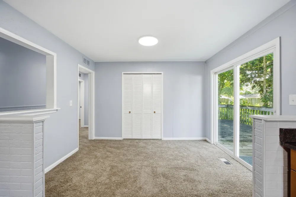 42039 Arthur Street Belleville, MI 48111