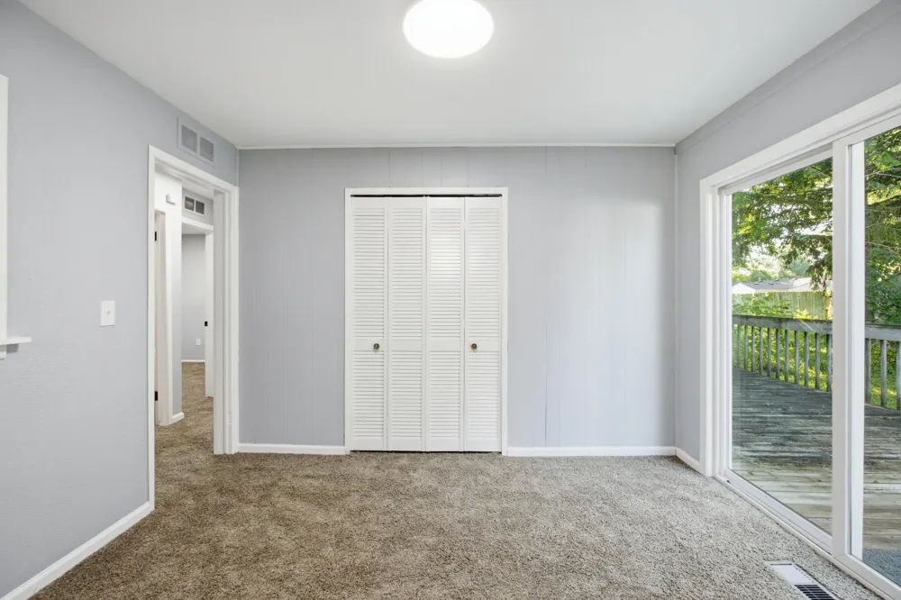 42039 Arthur Street Belleville, MI 48111