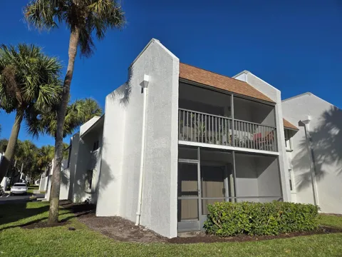 2975 SW 22nd Avenue #1080