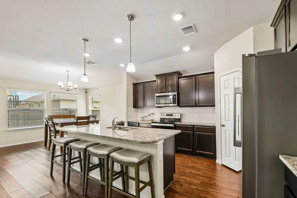 204 Bainbridge Drive Temple, TX 76502