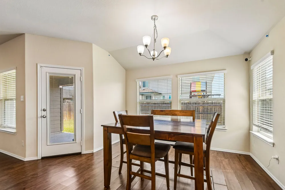 204 Bainbridge Drive Temple, TX 76502