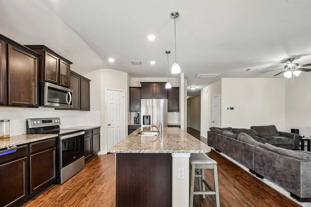 204 Bainbridge Drive Temple, TX 76502