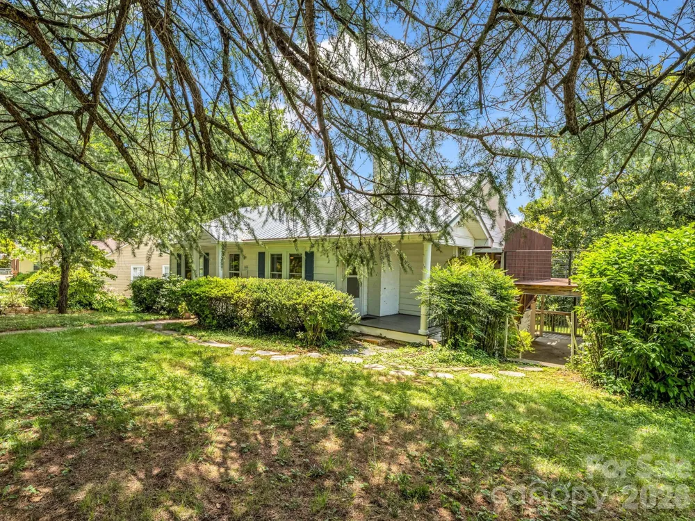 555 State Street Marion, NC 28752