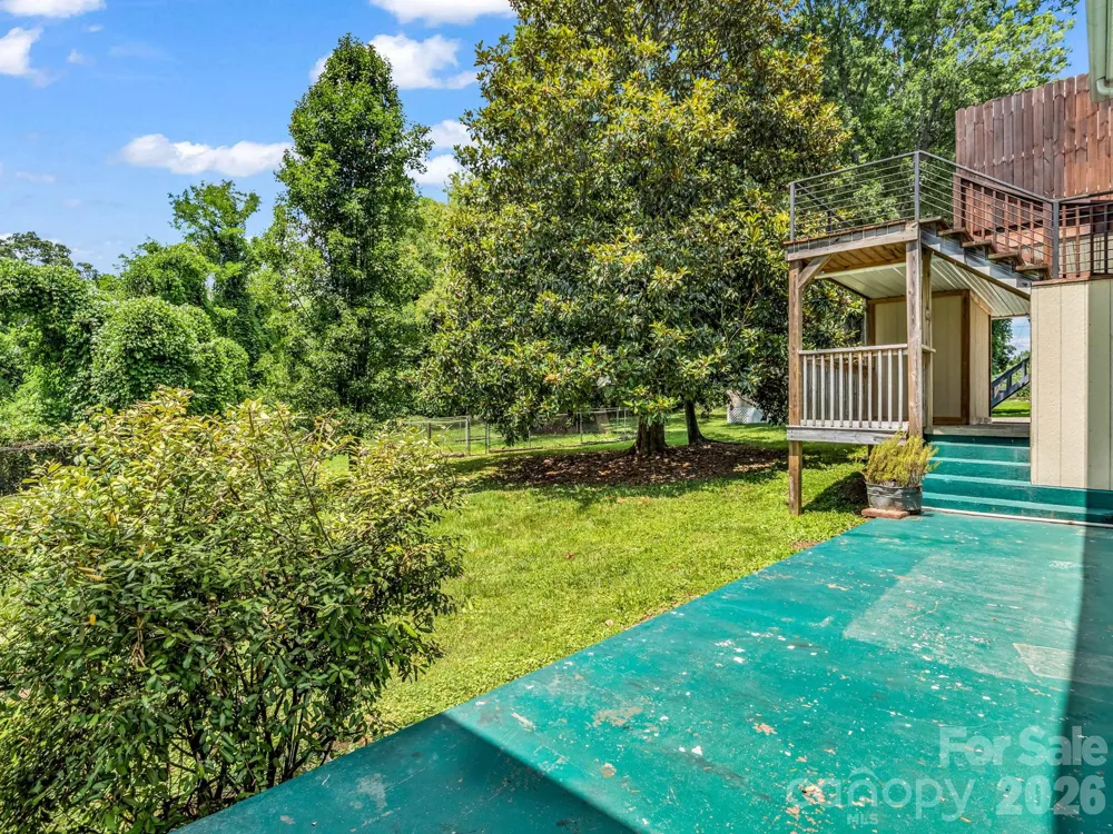 555 State Street Marion, NC 28752