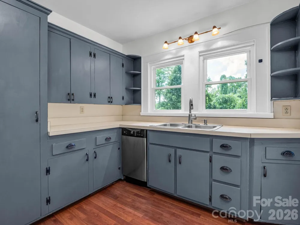 555 State Street Marion, NC 28752