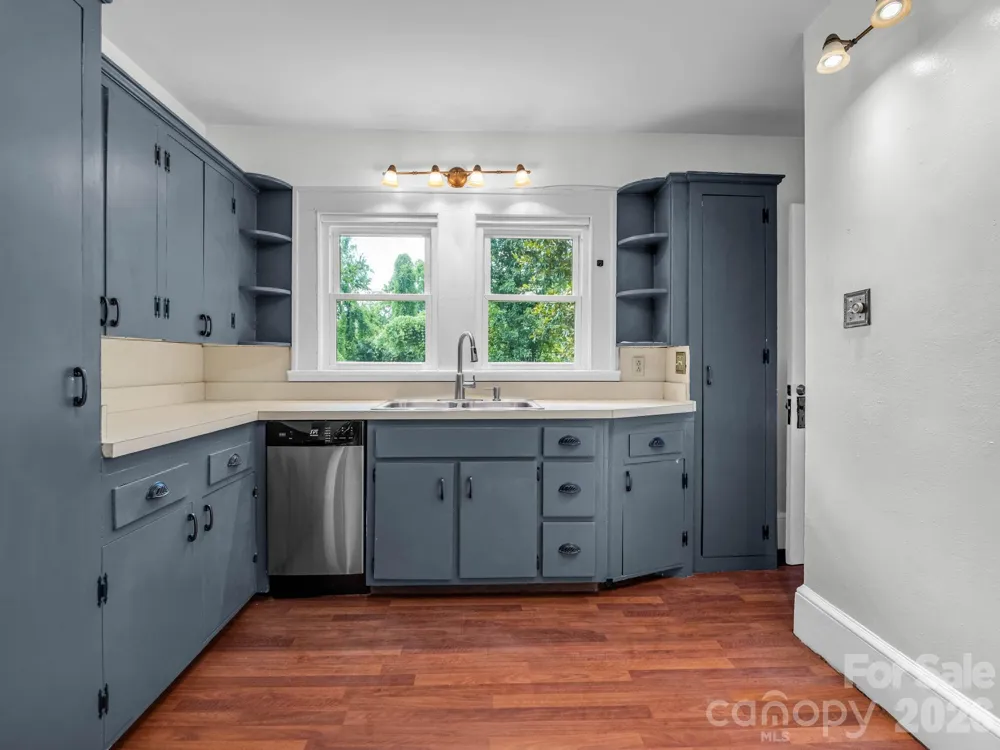 555 State Street Marion, NC 28752