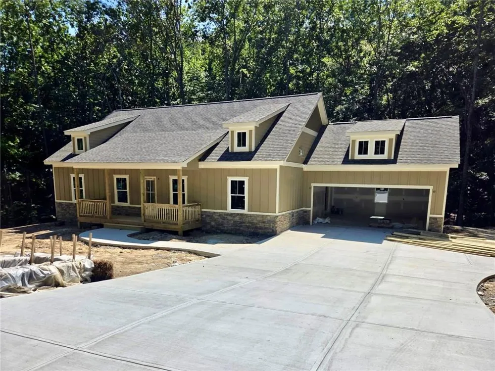 138 Lakewood Drive Waleska, GA 30183