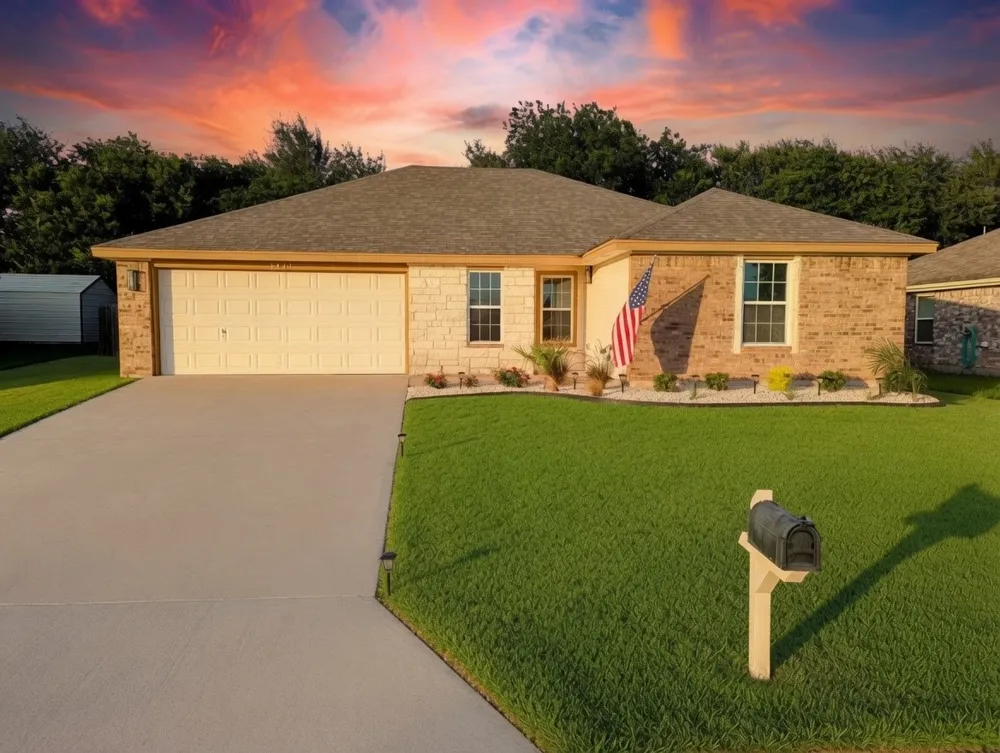 3011 Cricket Drive Bellmead, TX 76705