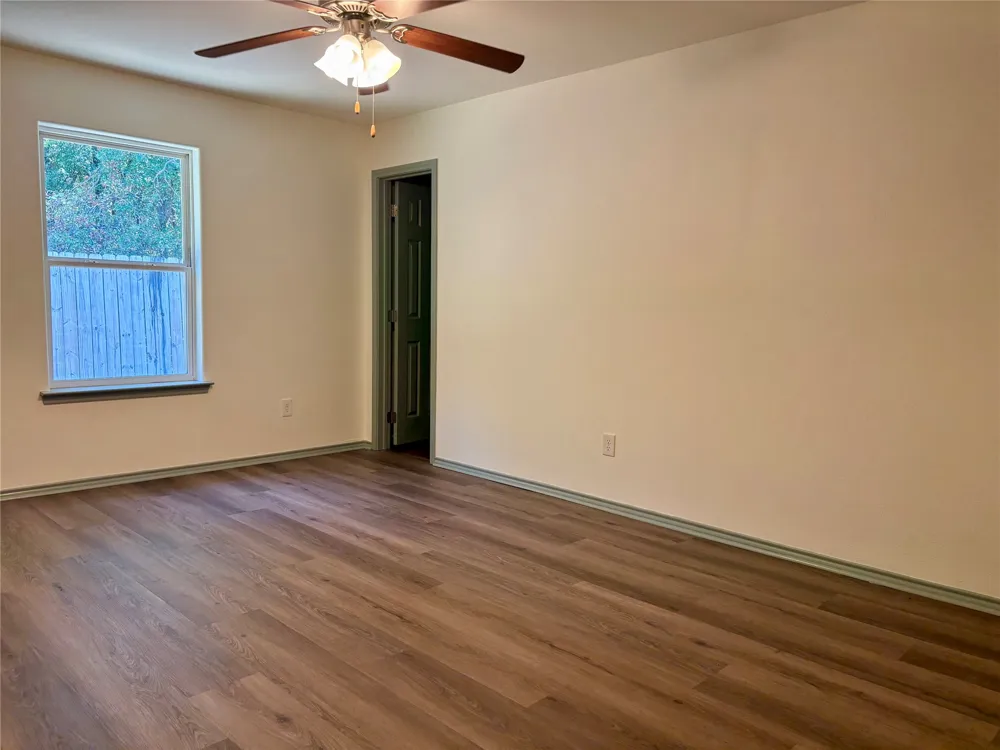 3011 Cricket Drive Bellmead, TX 76705