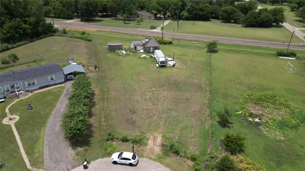 180 Choice Drive Palmer, TX 75152