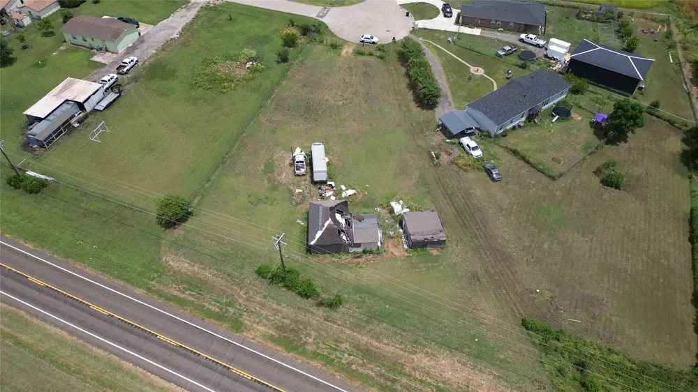 180 Choice Drive Palmer, TX 75152
