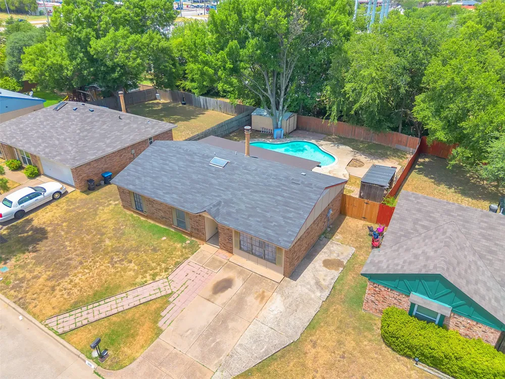 1832 Steinburg Lane Fort Worth, TX 76134