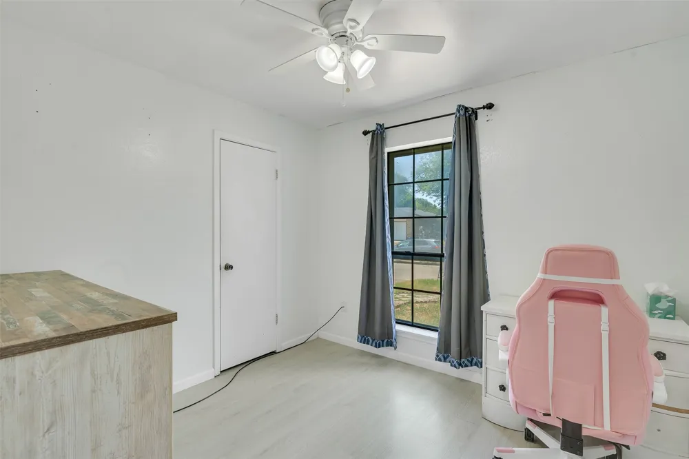1832 Steinburg Lane Fort Worth, TX 76134