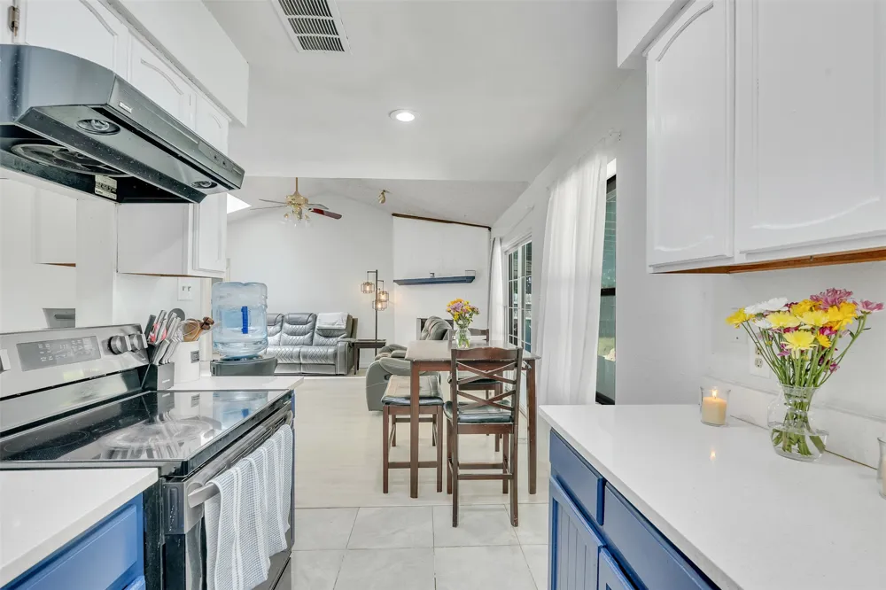 1832 Steinburg Lane Fort Worth, TX 76134