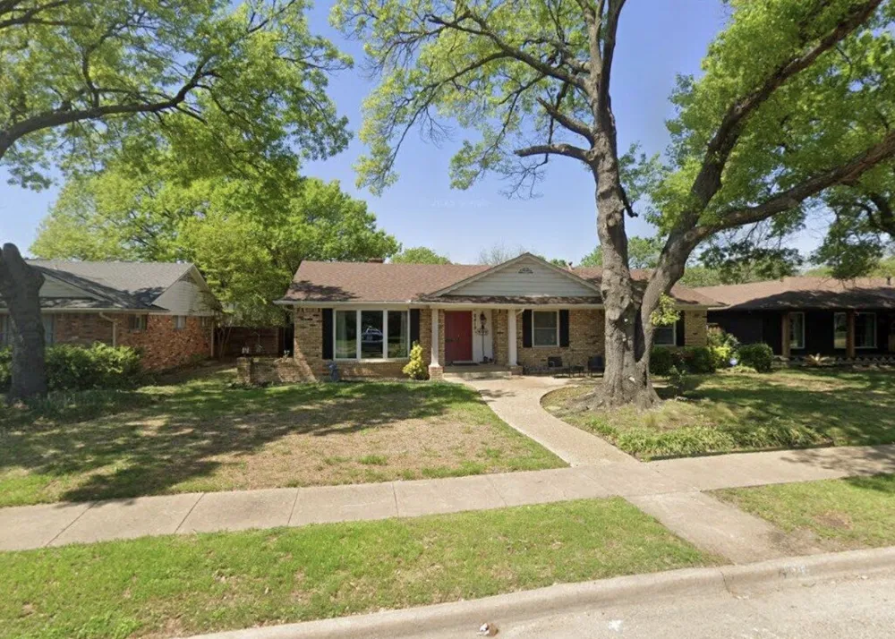 8419 Bocowood Drive Dallas, TX 75228