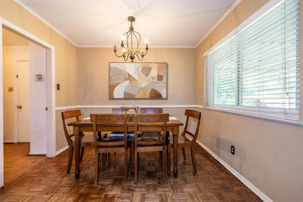 8419 Bocowood Drive Dallas, TX 75228