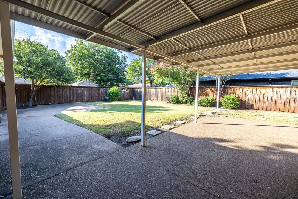 8419 Bocowood Drive Dallas, TX 75228