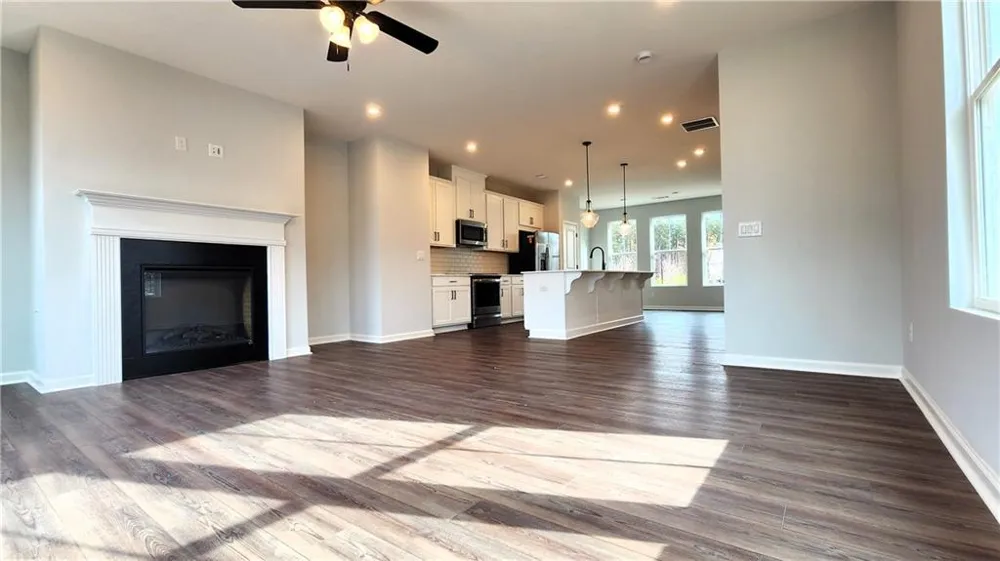 800 Cameron Trail Acworth, GA 30102